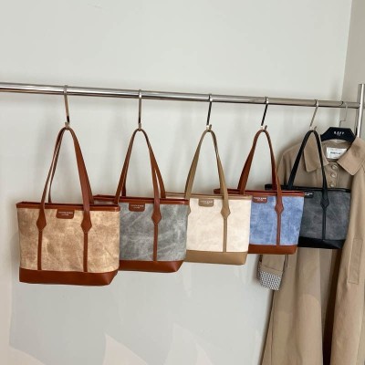 Hello Tote